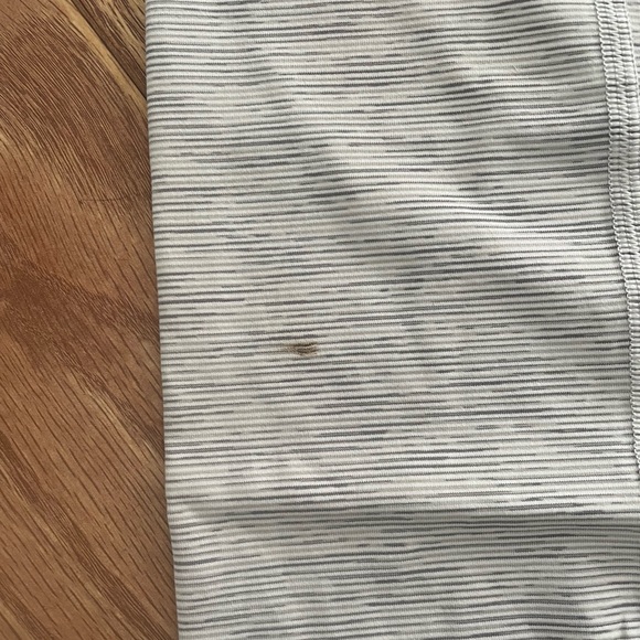 Lululemon leggings - Picture 2 of 4